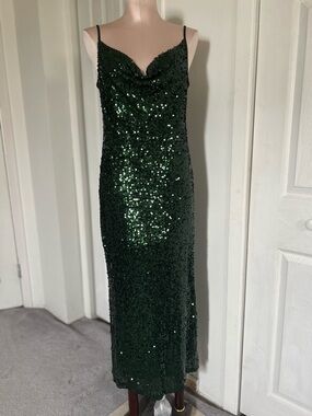 Taylor Emerald Green Sequin Cowl Neck Maxi Evening Dress size 10
